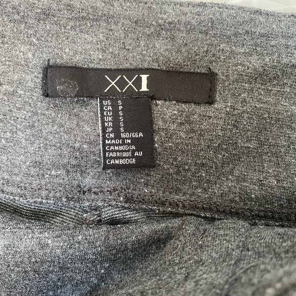 Super Comfy - Picture 2 of 4